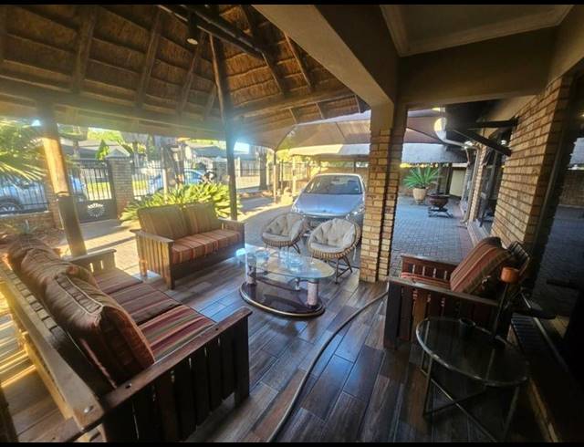 3 BEDROOM HOUSE FOR SALE IN FLORA GARDENS